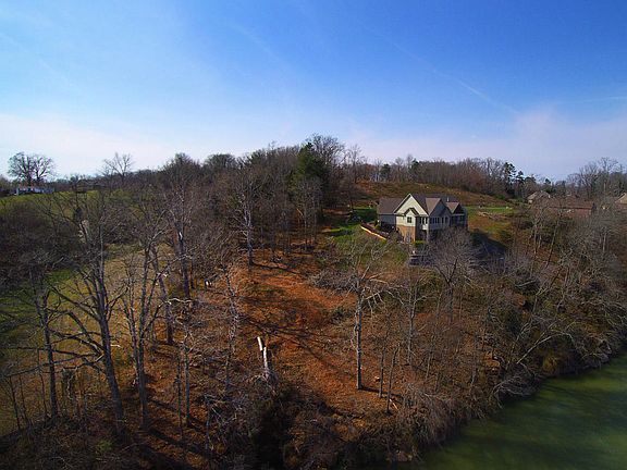 5th image of 237 Waters Edge Way