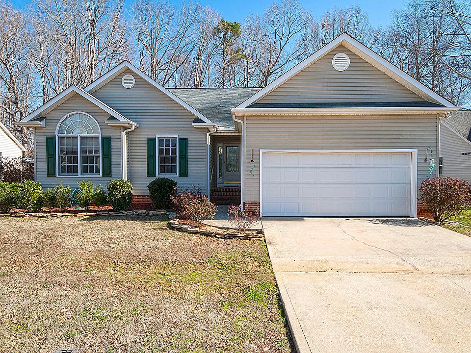 1st image of 607 Lake Lennox Dr
