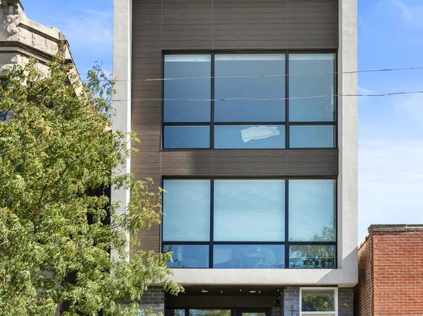 1217 N California Ave #1W, Chicago, IL 60622