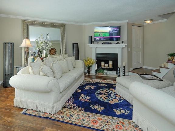 3517 Scots Pine Way-103