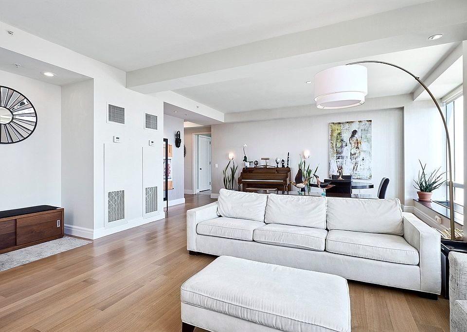 1st image of 2 Avery St #A&b