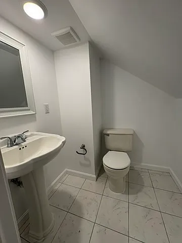 117 N Toll St — Photo 16