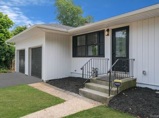 12 E Chestnut St, Central Islip, NY