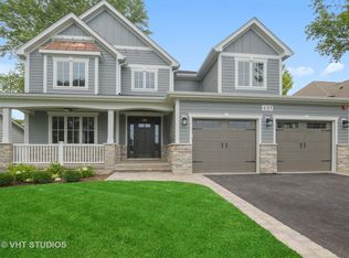 431 Garfield Ave, Libertyville, IL 60048
