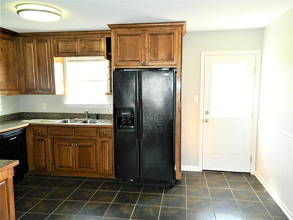 5th image of 5080 Branch Point Dr