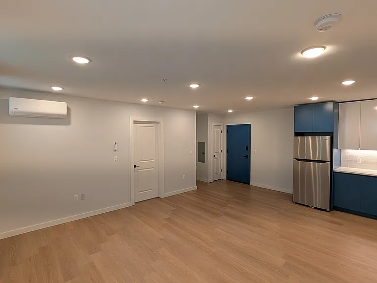 55-A121 Tunxis Ave #121 — Photo 3