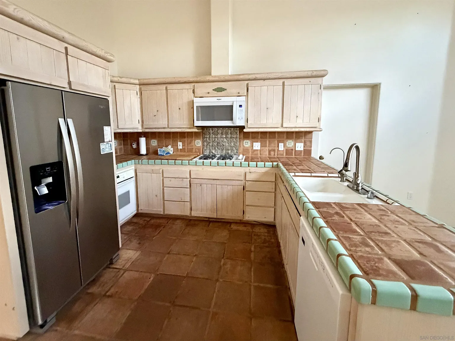 3 bed, 2.5 bath, 1770 sqft, $3,000 — Photo 4