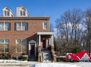 16932 Farmington Rd, Livonia, MI 48154