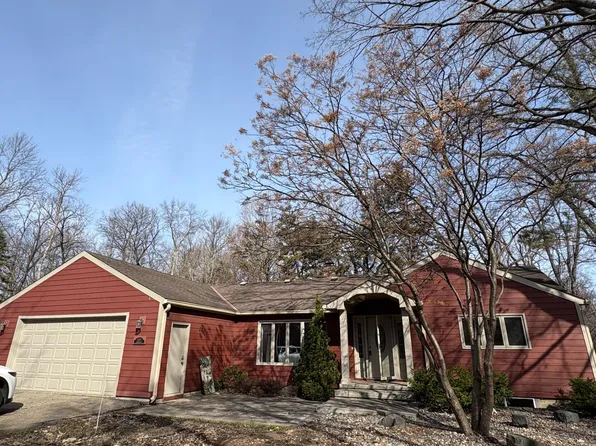 6180 Chaska Rd, Shorewood, MN 55331