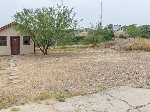 2nd image of 134 Calle Siete Lomas