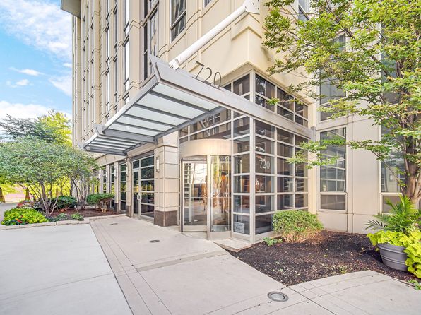 720 N Larrabee St APT 1611