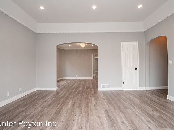 5th image of 488 Willits St