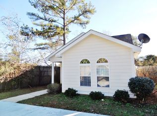 3102 Wax Myrtle Ln, Albany, GA 31721