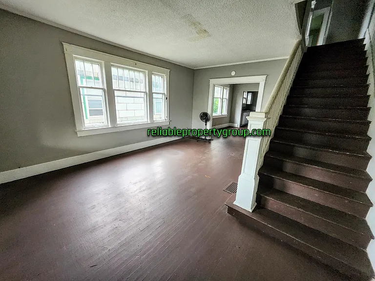 1720-1722 S Boots St — Photo 3