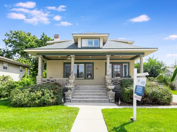104 N Wabena Ave, Minooka, IL 60447