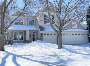 6303 Alwin Cir, Mound, MN 55364