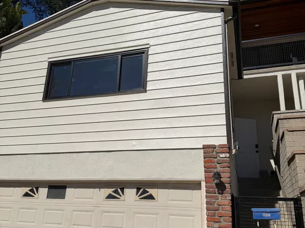 4451 College View Ave #A, Los Angeles, CA 90041