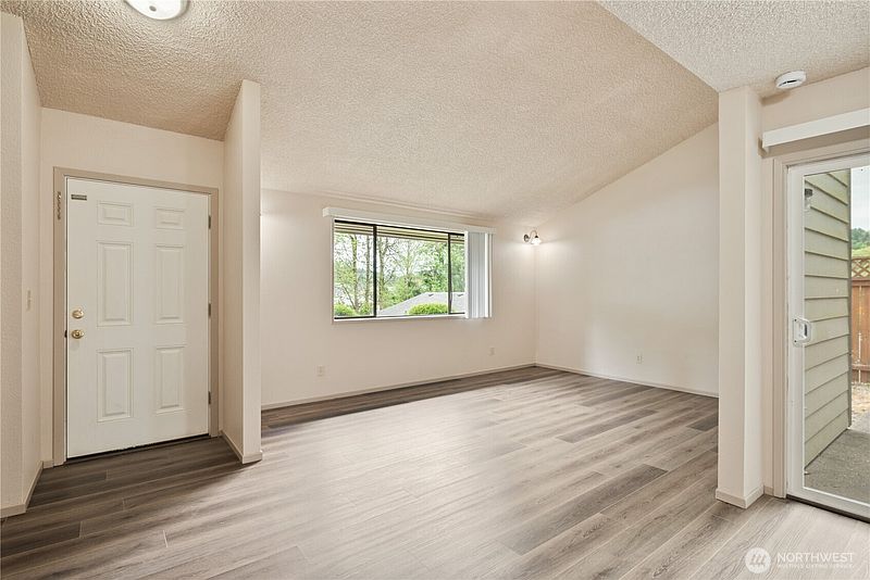 4th image of 157 Nevada Drive #A-H