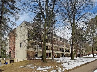 3740 Don Mills Rd #105, Toronto, ON M2H3J2