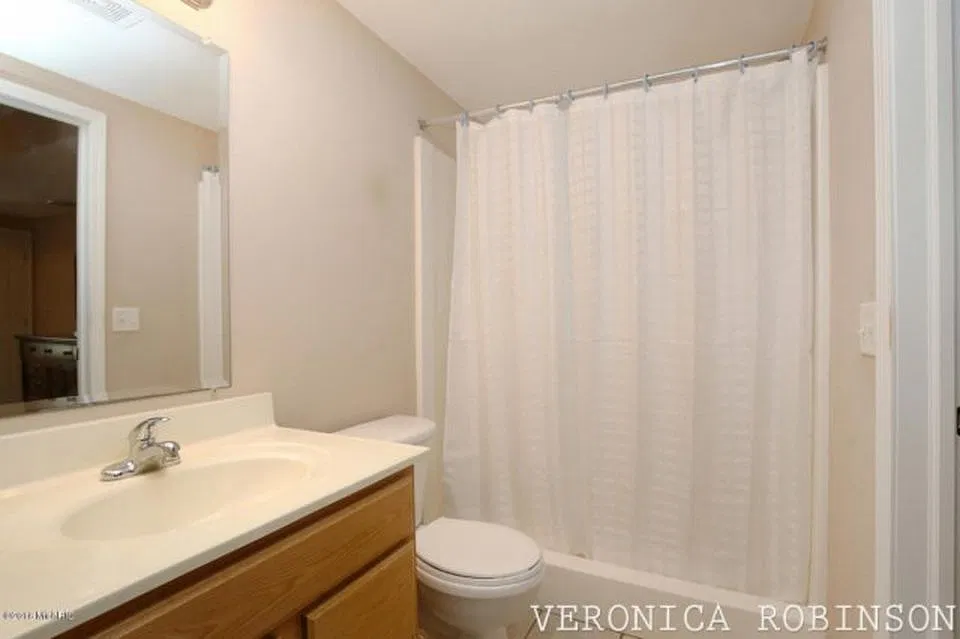 2 bed, 1056 sqft, $1,500 — Photo 4