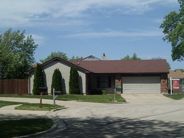 1st image of 1840 Williamsburg Dr