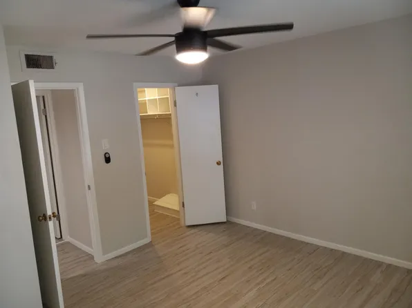 6718 Callaghan Rd, San Antonio, TX