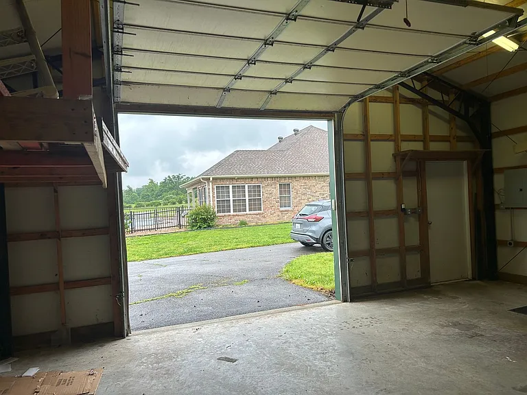599 S Main St — Photo 29