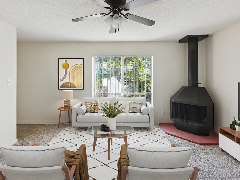 Overlook Apartments — Photo 3