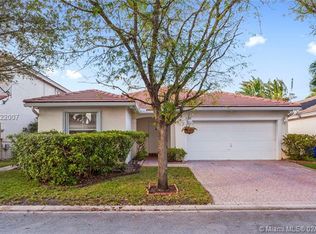 3351 SW 51st St, Fort Lauderdale, FL 33312