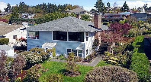 2nd image of 12122 Shorewood Dr SW