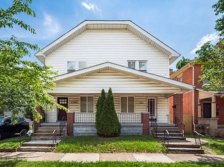 3 bed, 1.5 bath, 1450 sqft, $1,550 — Photo 1