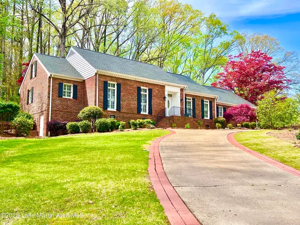 505 Ridgeway Dr, Alexander City, AL 35010