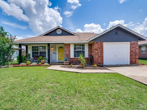 809 Brookhaven Dr, Royse City, TX 75189