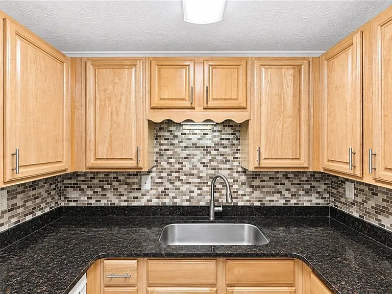 3065 Destin Cir — Photo 16