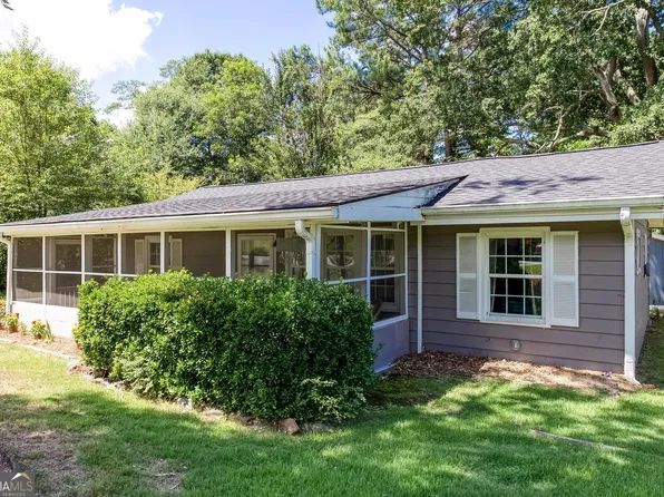 2880 Hall Dr SE, Smyrna, GA 30082