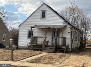 411 Center Ave, Runnemede, NJ 08078