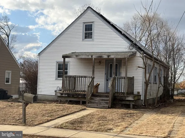 411 Center Ave, Runnemede, NJ 08078