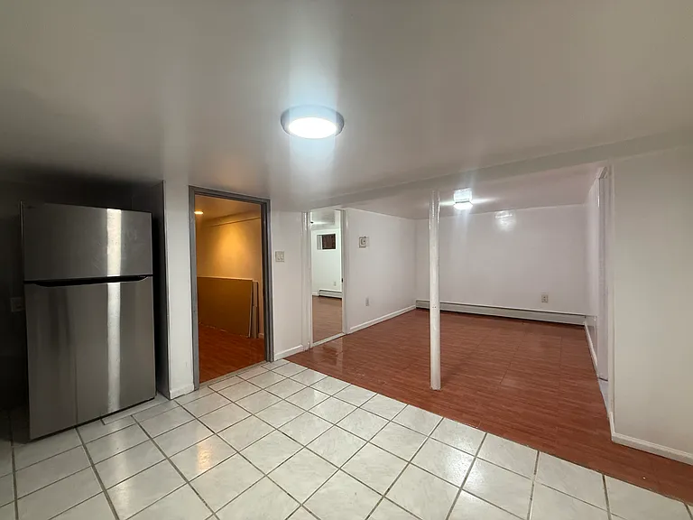 145th Pl — Photo 6