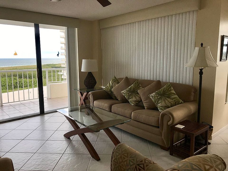 1st image of 260 Seaview Ct APT 1203