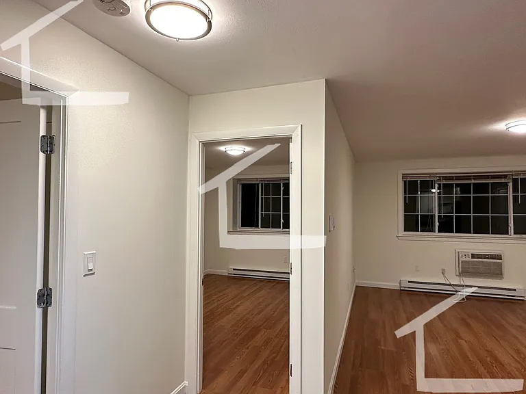 15 Embassy Rd #2D — Photo 14