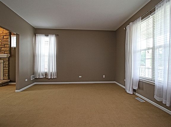 3rd image of 9429 Providence Sq