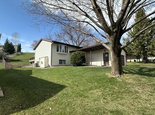 4212 Valley Dr NW, Rochester, MN 55901