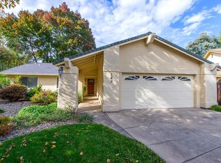360 Travertine Ct, Redding, CA 96003