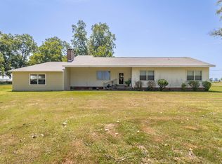 6402 Paulette Pipes Rd, Collinston, LA 71229