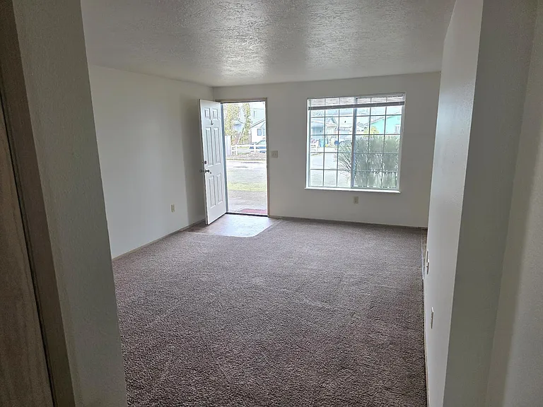 1145 D St #1145 — Photo 8