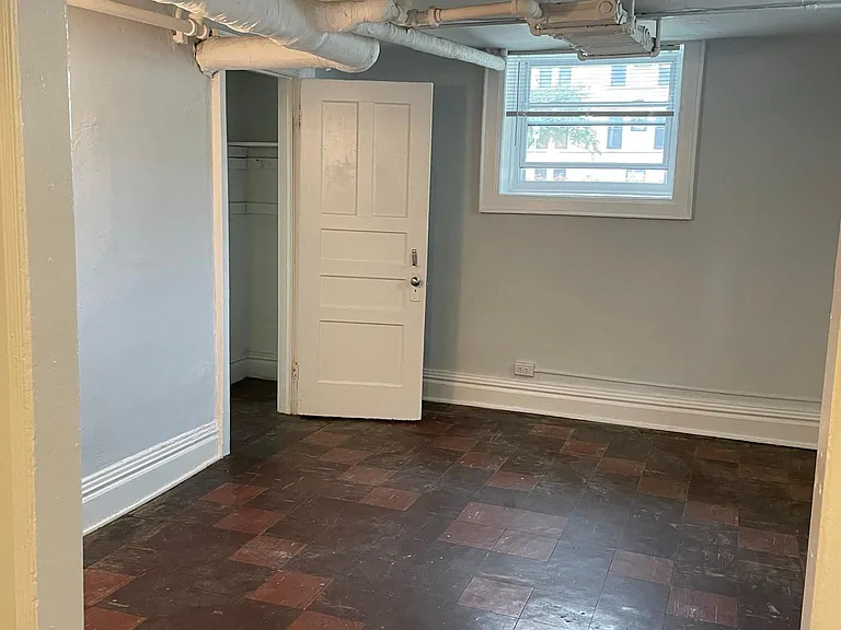 4762 2nd Ave #B2 — Photo 5
