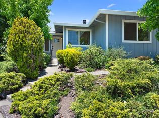 1820 Mission Blvd, Santa Rosa, CA 95409