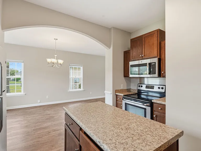 409 Olde Ivey Sq #344 — Photo 13