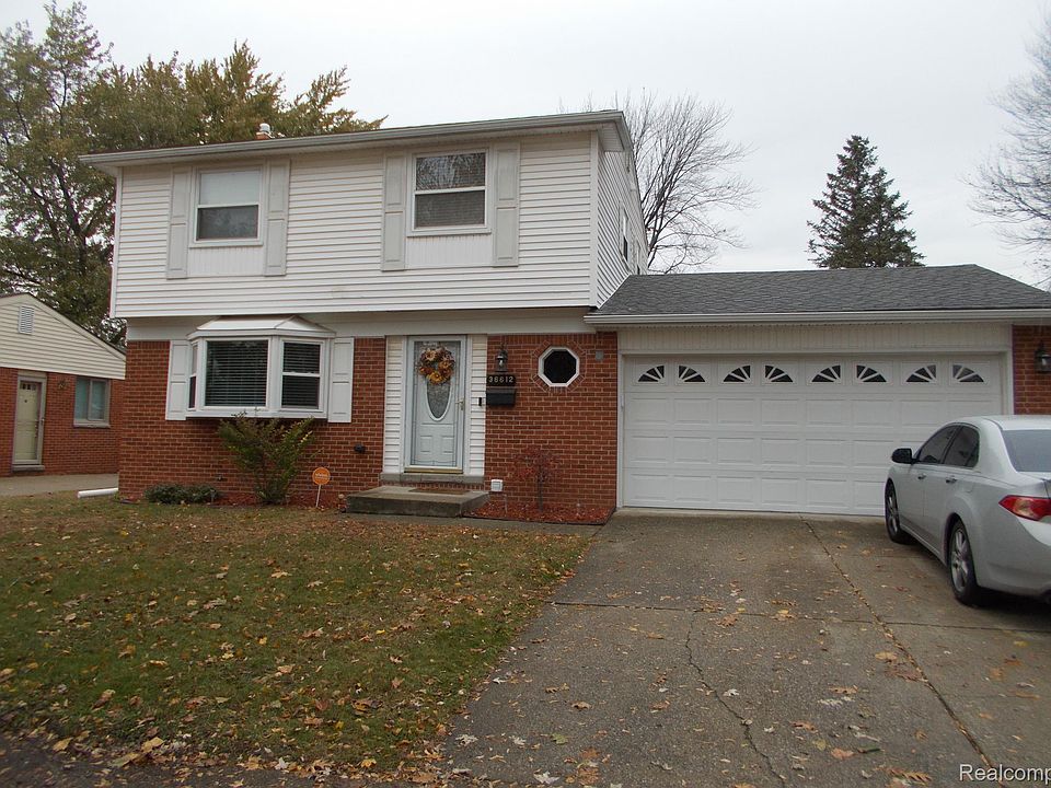1st image of 36612 Avondale St