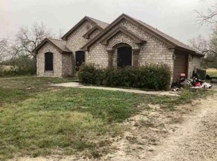 208 County Road 3523, Orange Grove, TX 78372